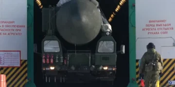 «Estábamos listos para llevar a cabo un ataque nuclear»: un desertor revela a la BBC cómo operan las bases nucleares de Rusia