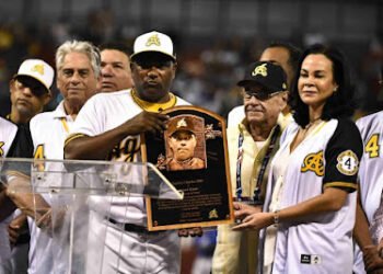 «Aguiluchos, ustedes son lo máximo», dice Miguel Tejada tras retiro de su número 4