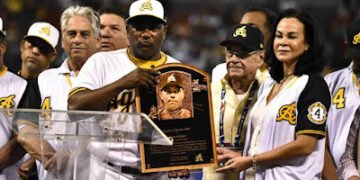 «Aguiluchos, ustedes son lo máximo», dice Miguel Tejada tras retiro de su número 4