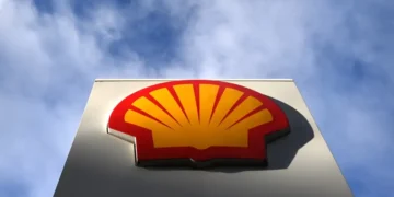 La petrolera Shell logra anular una sentencia que le obligaba a reducir en un 45 % sus emisiones