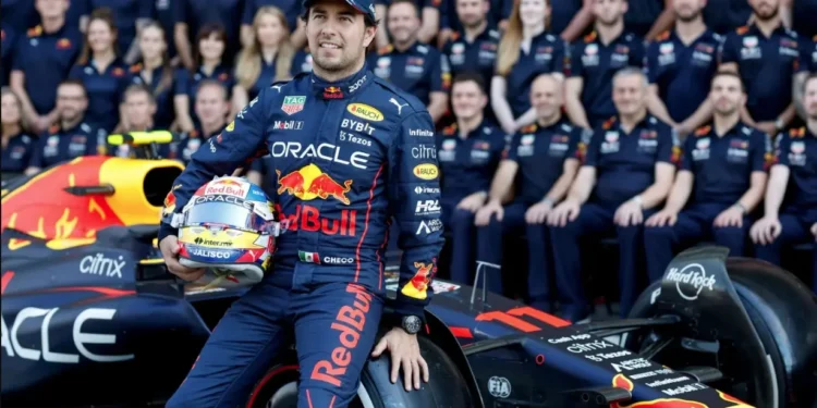 ¿Por qué Red Bull no eligió a Yuki Tsunoda para sustituir a Checo?