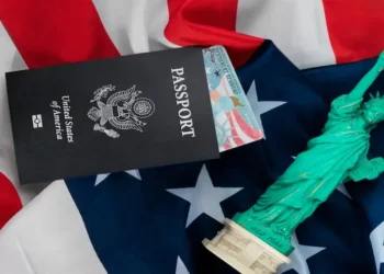 Esto es lo que cambiará en visas y Green Cards en Estados Unidos a partir de 2025
