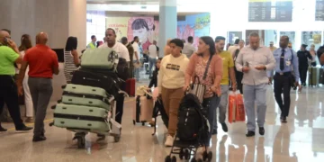 Llegan por el AILA 213 mil pasajeros procedentes de Europa, Estados Unidos y Puerto Rico