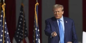 Trump: El debate sobre baños trans «ha destrozado» EE.UU.