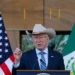 El embajador Ken Salazar afirma que los pueblos de EE.UU. y México «merecen vivir sin miedo»