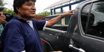 Imputan a Evo Morales por abuso