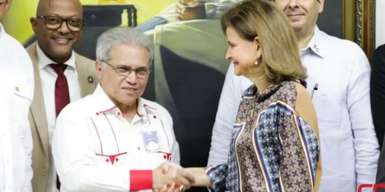 Gobierno y CMD llegan a un acuerdo a favor profesionales de la salud