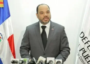 Ulloa critica falta de prioridad del Ministerio Público a cárceles