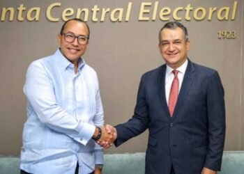 Evalúan no solicitar actas de nacimiento para emitir pasaporte electrónico