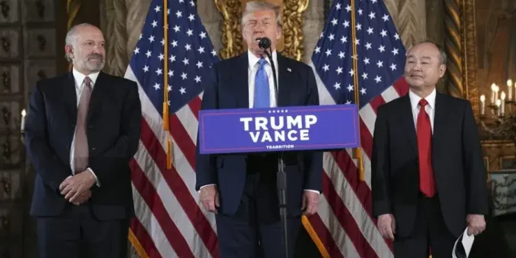 El CEO de Softbank anuncia con Trump una inversión de US$100,000 millones en EE.UU.