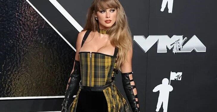 Taylor Swift arrasa en los Billboard Music Awards 2024.