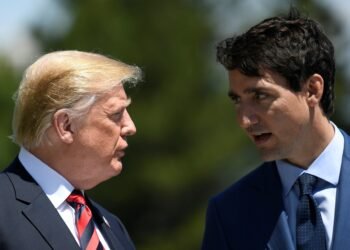 Trump sugirió a Trudeau la integración de Canadá en EE.UU. para evitar los aranceles, según medios