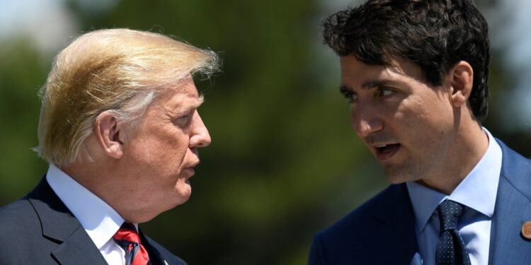 Trump sugirió a Trudeau la integración de Canadá en EE.UU. para evitar los aranceles, según medios
