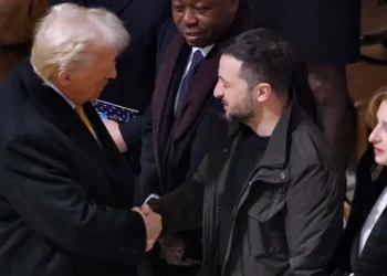 Trump pide alto al fuego y negociaciones en Ucrania