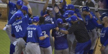 Tigres del Licey asumen liderato del round robin; Leones del Escogido vencen a Estrellas Orientales