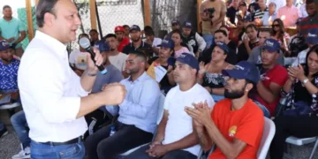 Abel Martínez le preocupa pérdida de oportunidades que sufre la juventud