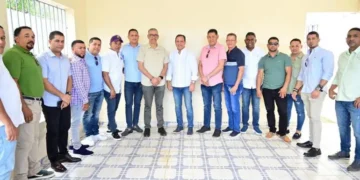 Abel Martínez inicia recorridos por todo el país promoviendo sus aspiraciones presidenciales