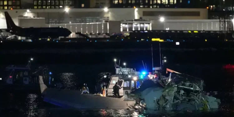 El accidente aéreo en Washington, el peor de la aviación estadounidense desde 2009