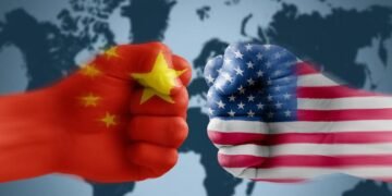 Politólogo afirma que América Latina será un “campo de batalla” entre Trump y China