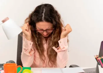 Estrategias clave para recuperar el equilibrio emocional ante el estrés cotidiano