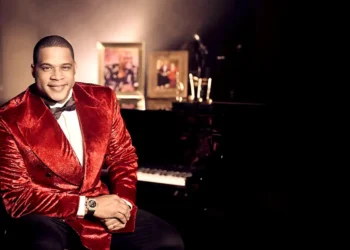 “Johnny Vive”, la residencia de Jandy Ventura en La Fiesta