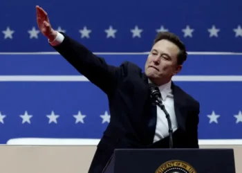La polémica por un gesto de Elon Musk durante su discurso para celebrar la toma de posesión de Trump