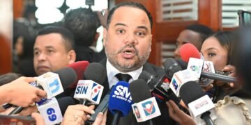 Defensor del Pueblo aboga diálogo sobre Código Laboral no se trate solo el tema de la cesantía