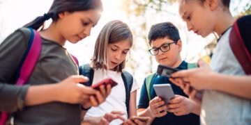 Los efectos nocivos de las redes sociales en los menores de edad, según los psicólogos