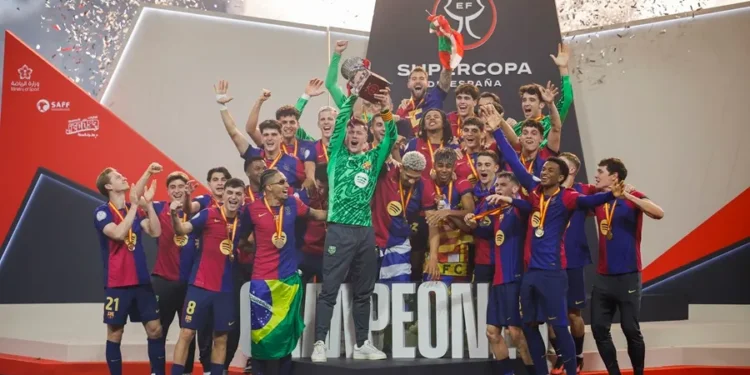 El Barcelona conquista la Supercopa goleando al Real Madrid (2-5)