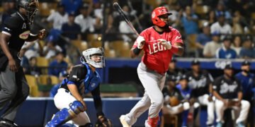 Leones del Escogido a una victoria de obtener su corona número 17