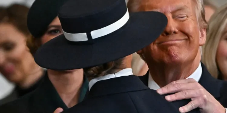 Del sombrero de Melania al saludo de Musk: los 7 momentos de la investidura de Trump
