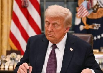 18 estados de EEUU demandan a Trump por intento de acabar con la ciudadanía por nacimiento