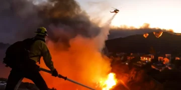 Récords de temperaturas hacen «más propensos e intensos» incendios y nevadas, según la NASA
