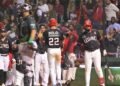 Leones superan a las Estrellas Orientales y Tigres propinan tercera blanqueada seguida a las Águilas Cibaeñas