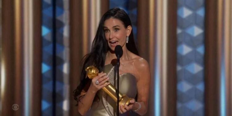 El conmovedor discurso de Demi Moore al ganar un Globo de Oro, el primer premio de su carrera