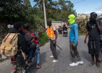 Al menos 40 muertos, una veintena de ellos civiles, en un ataque a una población de Haití
