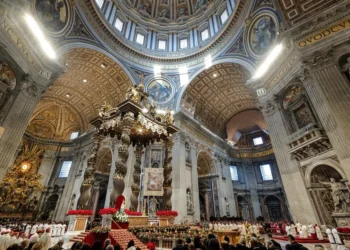 El papa pide «proteger la vida» desde la concepción a la muerte natural como base para la paz
