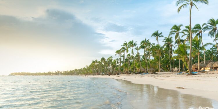 Identifican a turistas ahogados en playa de Punta Cana