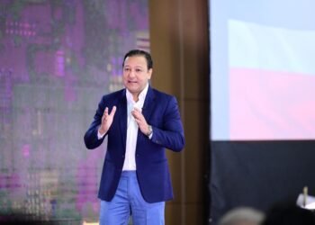 Abel Martínez propone medidas concretas al Gobierno para controlar la migración ilegal haitiana