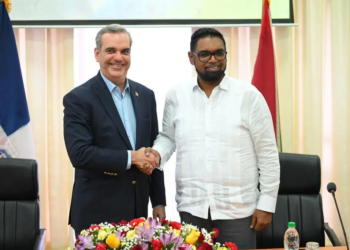 Abinader sobre refinería en Guyana: “Es una decisión que requiere planificación a largo plazo”