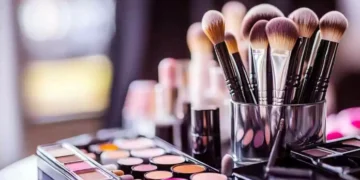 Estudio revelaría que las brochas de maquillaje estarían más sucias que el asiento de un inodoro