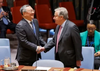 China considera «imperativo» que Europa sea parte del proceso de paz sobre Ucrania