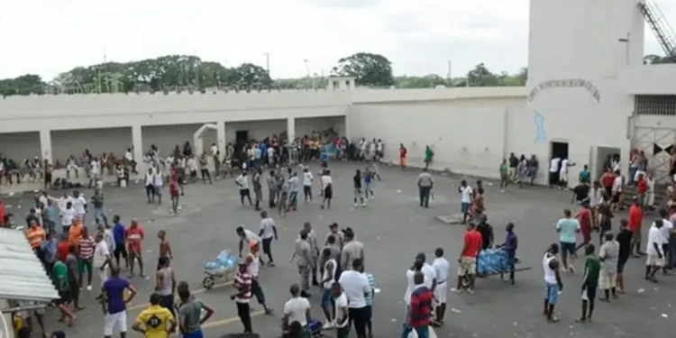 El tema carcelario, gran ausente en los discursos Abinader