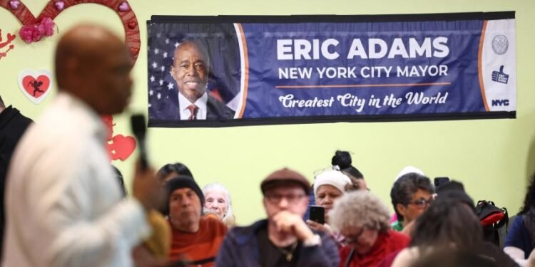 Dimite una fiscal tras una orden del gobierno de Trump para abandonar los cargos contra el alcalde de Nueva York