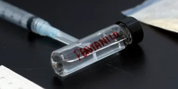 Embajada de China dice que «el problema del fentanilo es un problema de Estados Unidos»