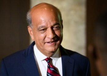 Suplidores eléctricos denuncian retrasos reiterados en los pagos de las EDE