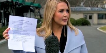 Fondos USAID se utilizaban para pagar obras teatro transgénero