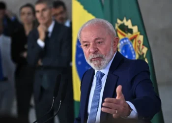 Lula reivindica su gestión y pide un cambio en su partido tras perder apoyo popular en Brasil
