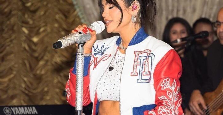 Más de una docena de dominicanos va este jueves por Premio Lo Nuestro