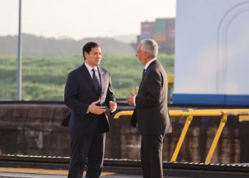 Canal de Panamá informa a Rubio que «optimizará la prioridad en el tránsito de sus buques»